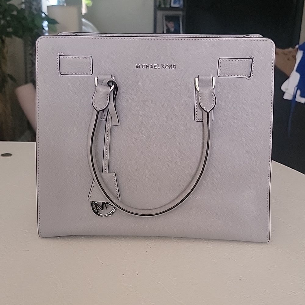 Michael Kors Bag - Picture 1 of 7